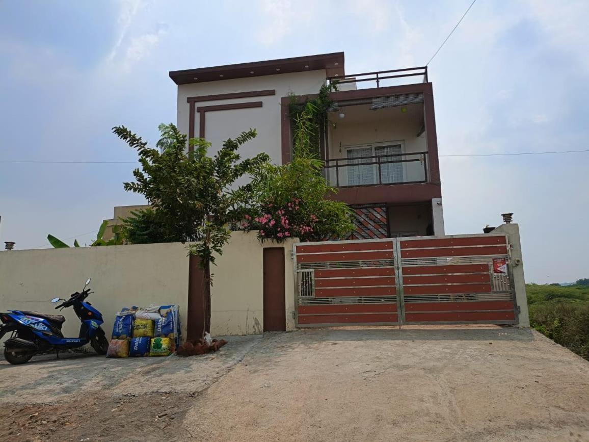 Ezhilagam Stays Chennai Ngoại thất bức ảnh